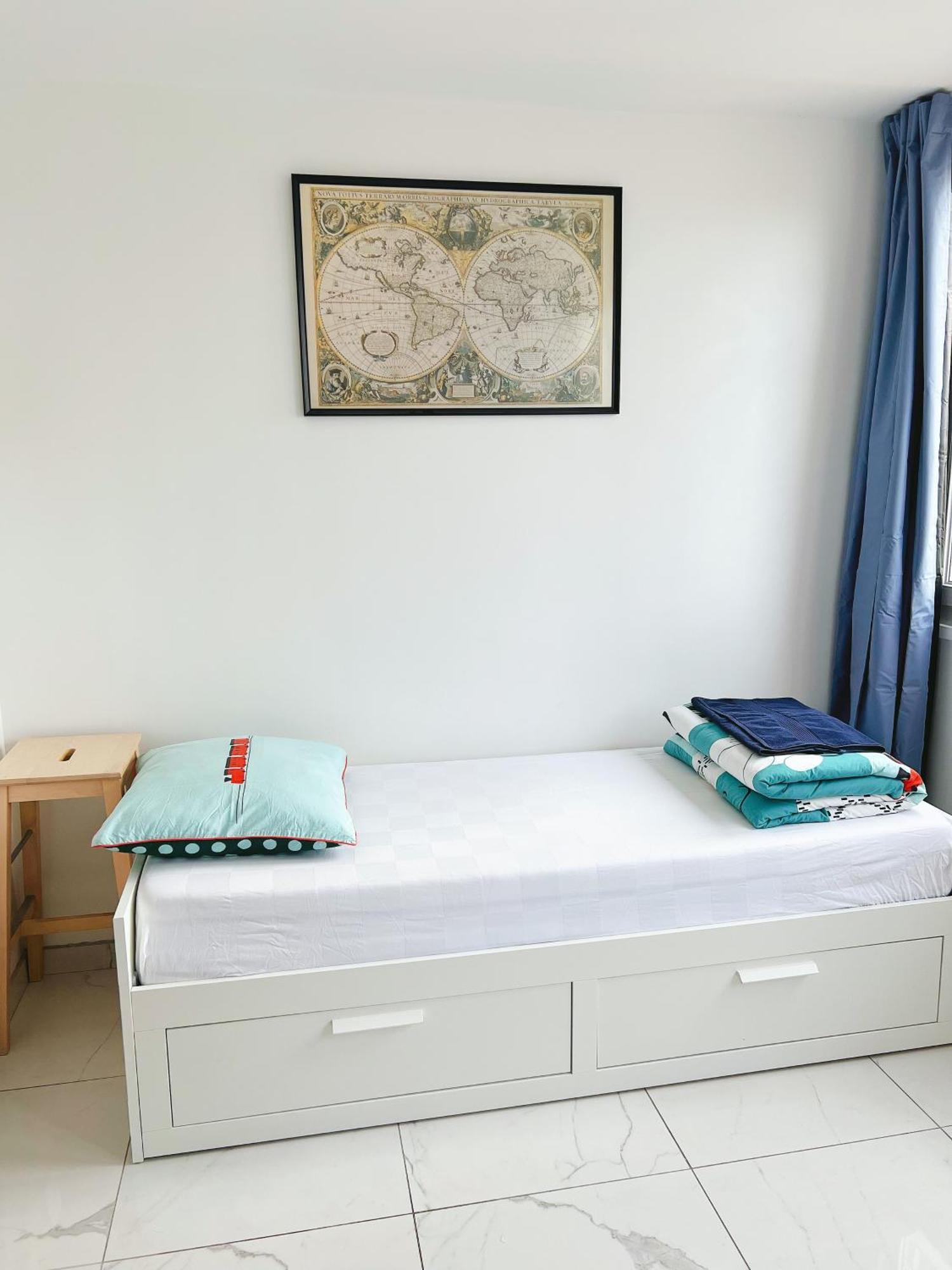 Apartment Near Subway And Supermarket Париж Экстерьер фото